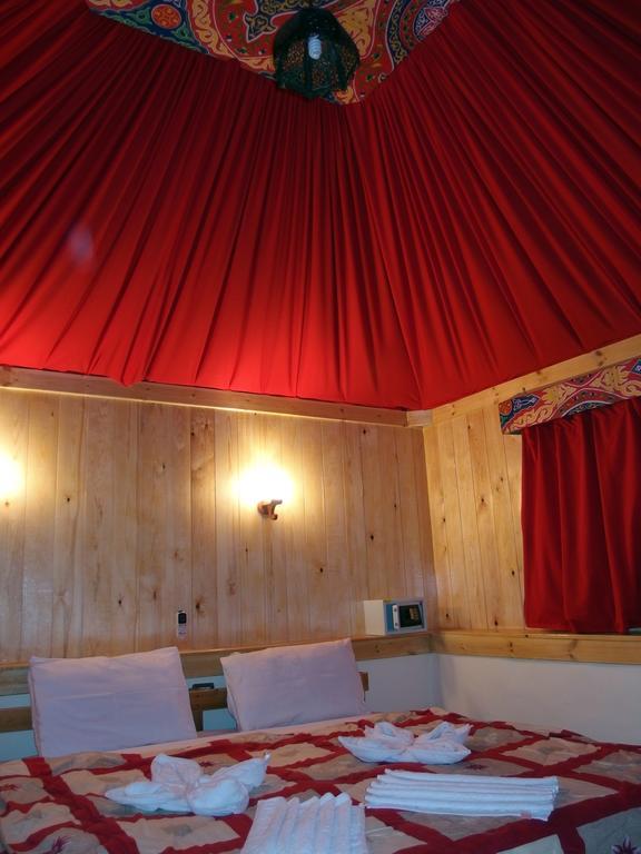 Roots Red Sea Hotel El Qoseir Ngoại thất bức ảnh