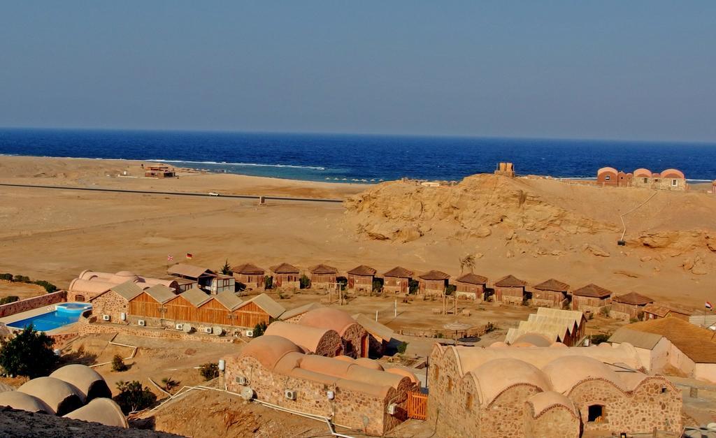 Roots Red Sea Hotel El Qoseir Ngoại thất bức ảnh
