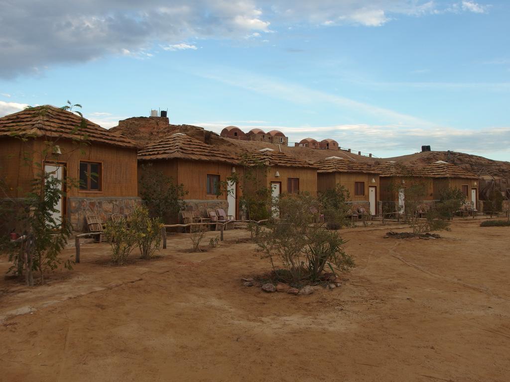 Roots Red Sea Hotel El Qoseir Ngoại thất bức ảnh