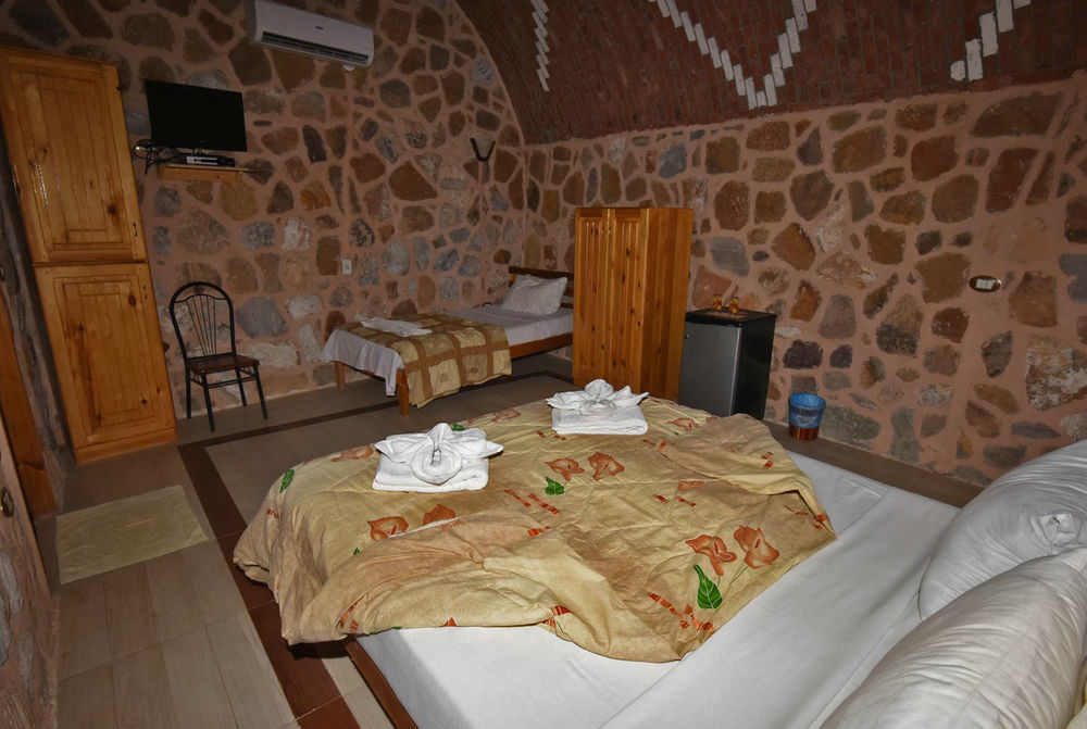 Roots Red Sea Hotel El Qoseir Ngoại thất bức ảnh