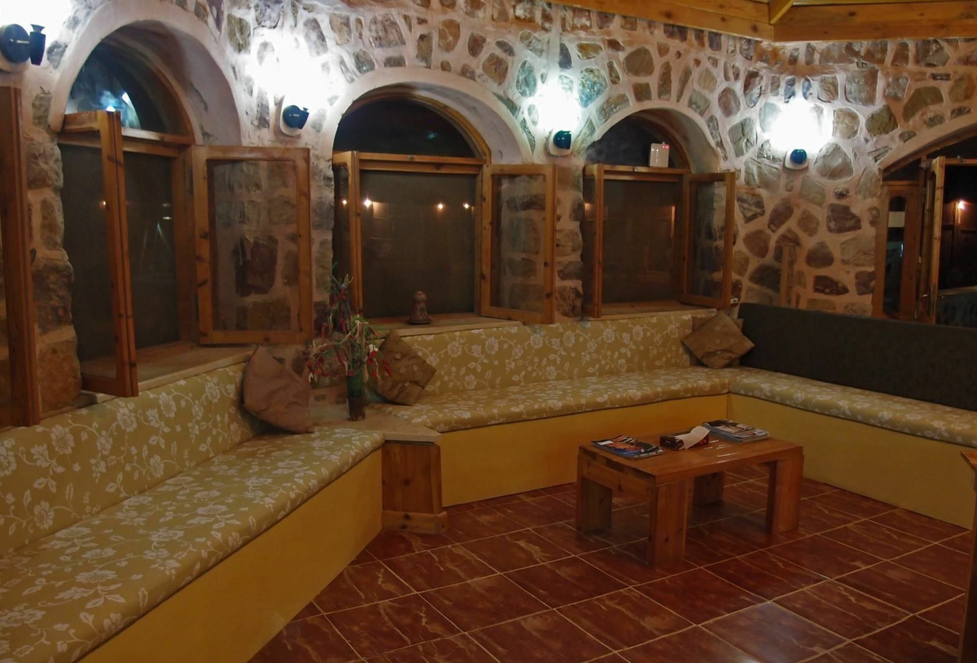 Roots Red Sea Hotel El Qoseir Ngoại thất bức ảnh